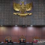 MK-hapus-persyaratan-ambang-batas-pencalonan-presiden-010125-fzn-6.jpg